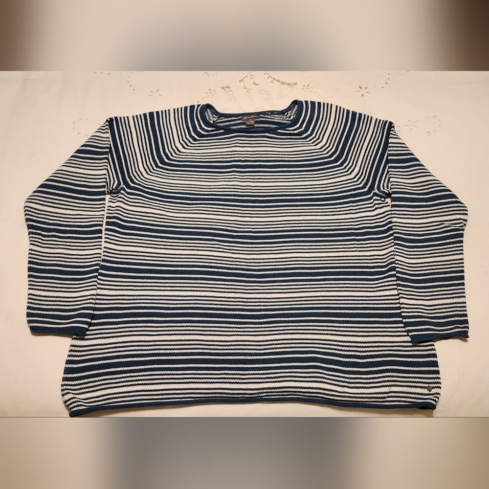 NWOT Eddie Bauer teal & white sweater (2XL)